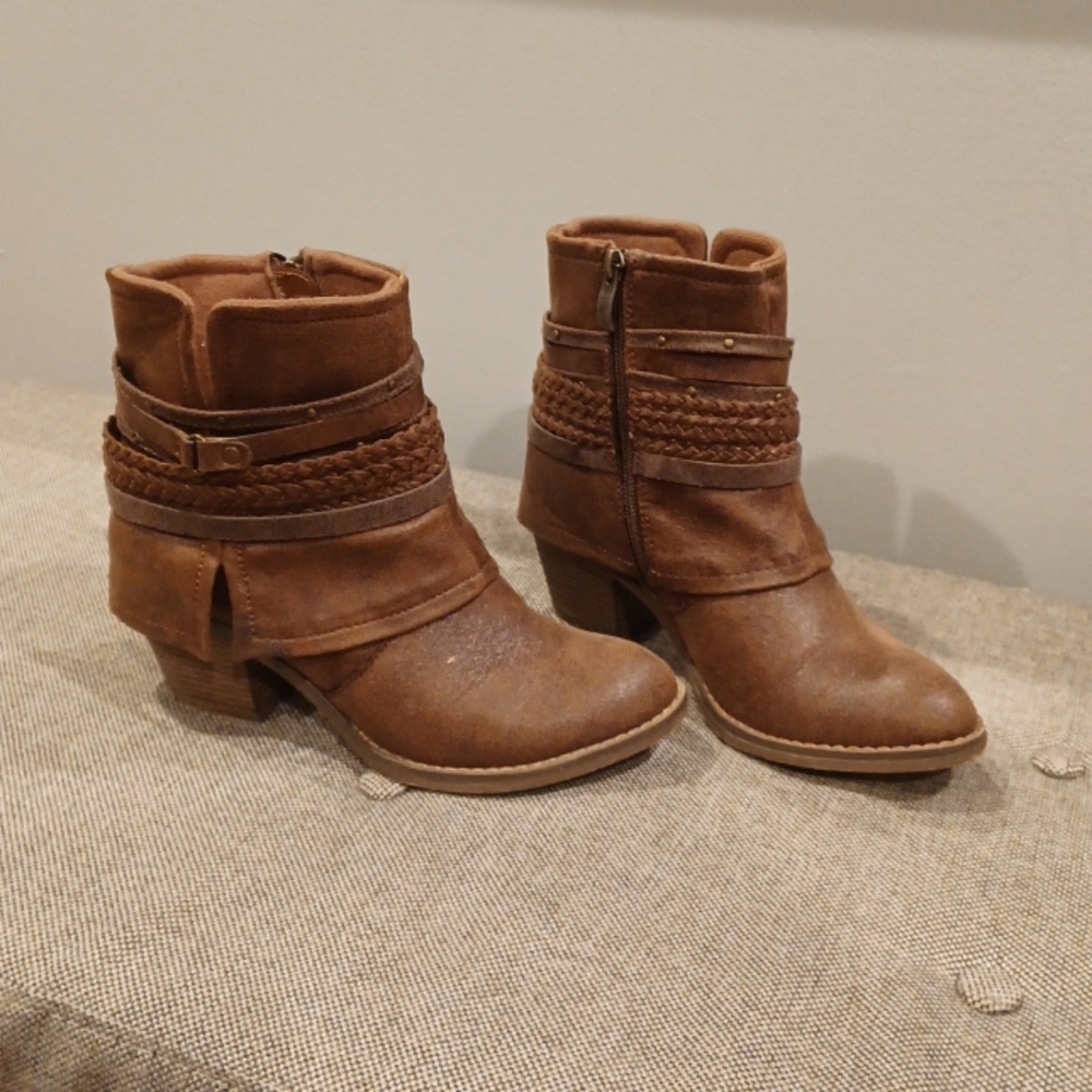 Limelight Cowboy Style Shoes Size 7 (womens) Brown